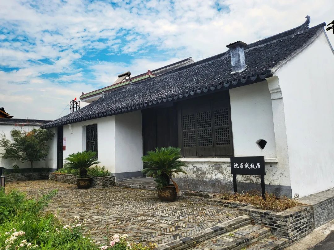 1690187249463273.jpg 1690187249463273.jpg